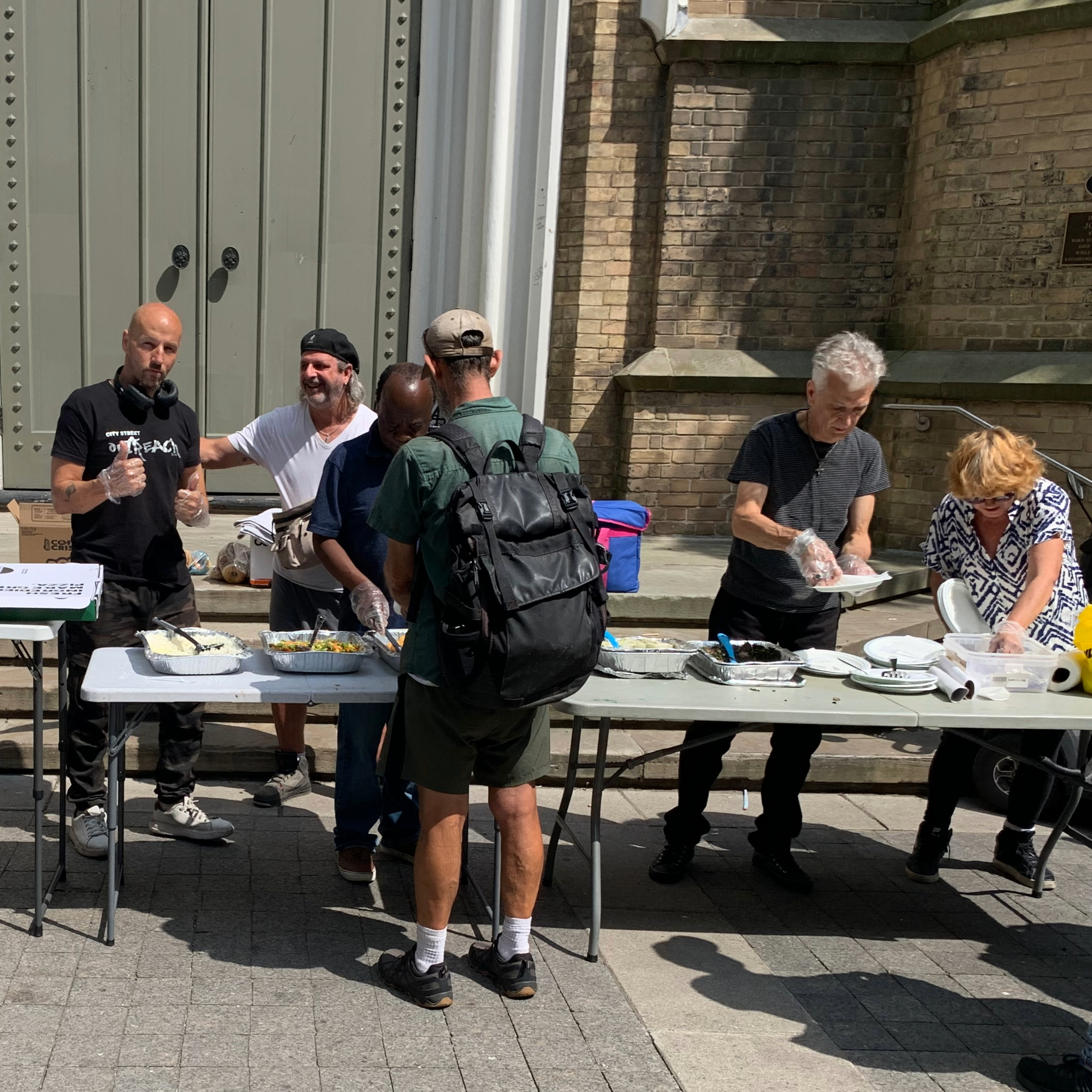 Volunteers preparing food